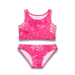 Vrolijke roze bikiniset Yuna met schubbenpatroon, perfect voor zwemfeestjes en bijpassend bij de Yuna zeemeerminstaart.